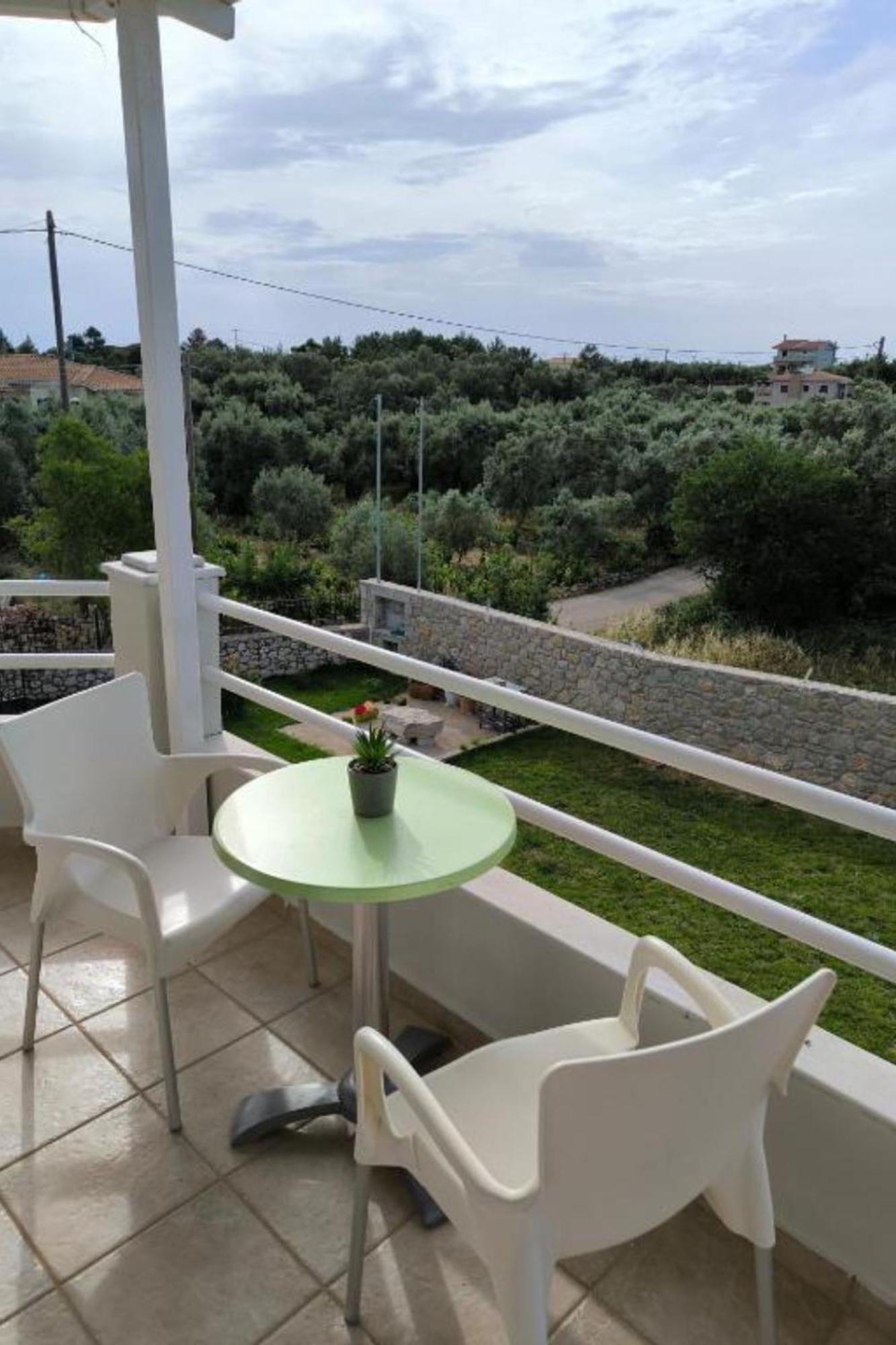 Villa Marina Tsoukalades Exterior photo